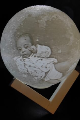 3d moon lamp customized with photo