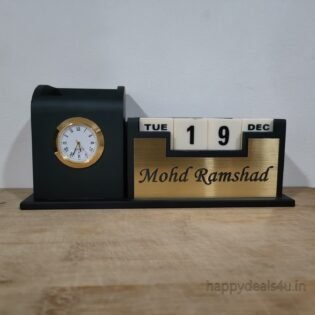 personalized wooden pen stand